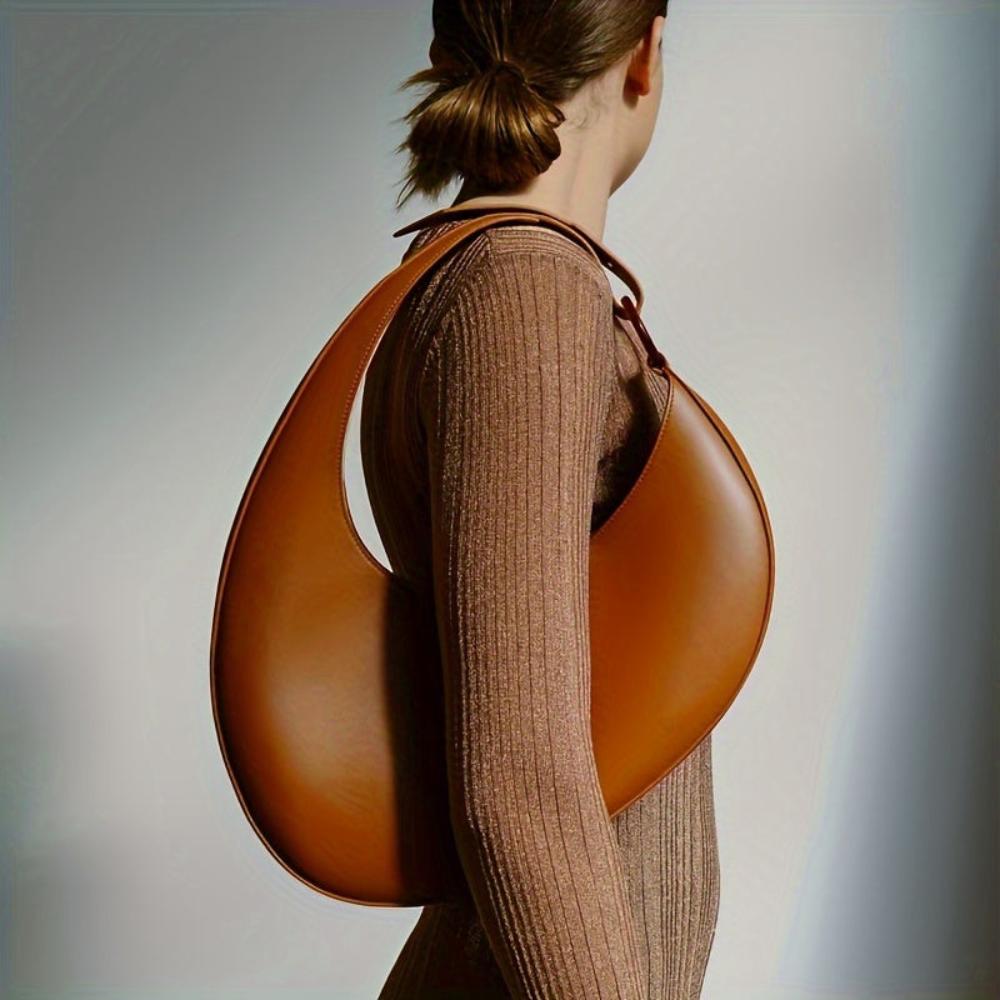 Luna | Sculptural Shoulder Bag